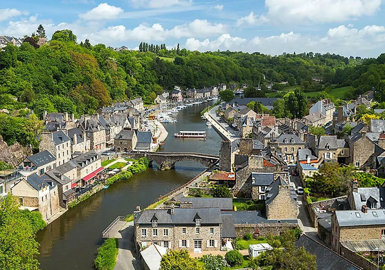 Val Rive - Degas Apartment Dinan 0*,  França